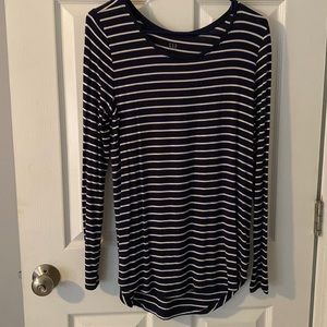 Gap long sleeve shirt